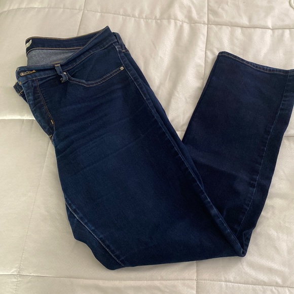 STRAIGHT DARK WASH LEVI’S - Picture 1 of 3